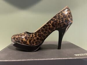 Kenneth Cole Hidden File Leopard Print Patent Pump - Size 8
